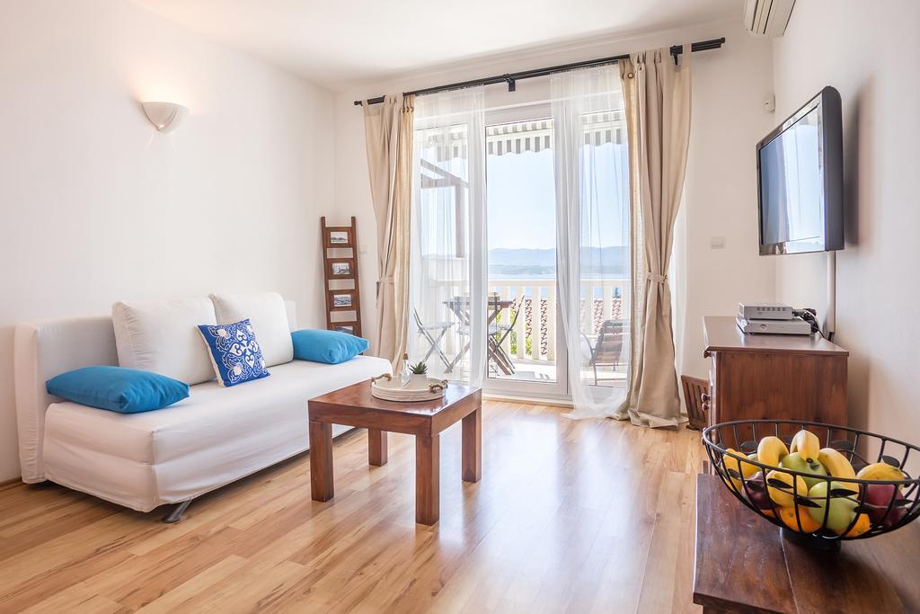 Zlatni Bol Apartments 객실 사진