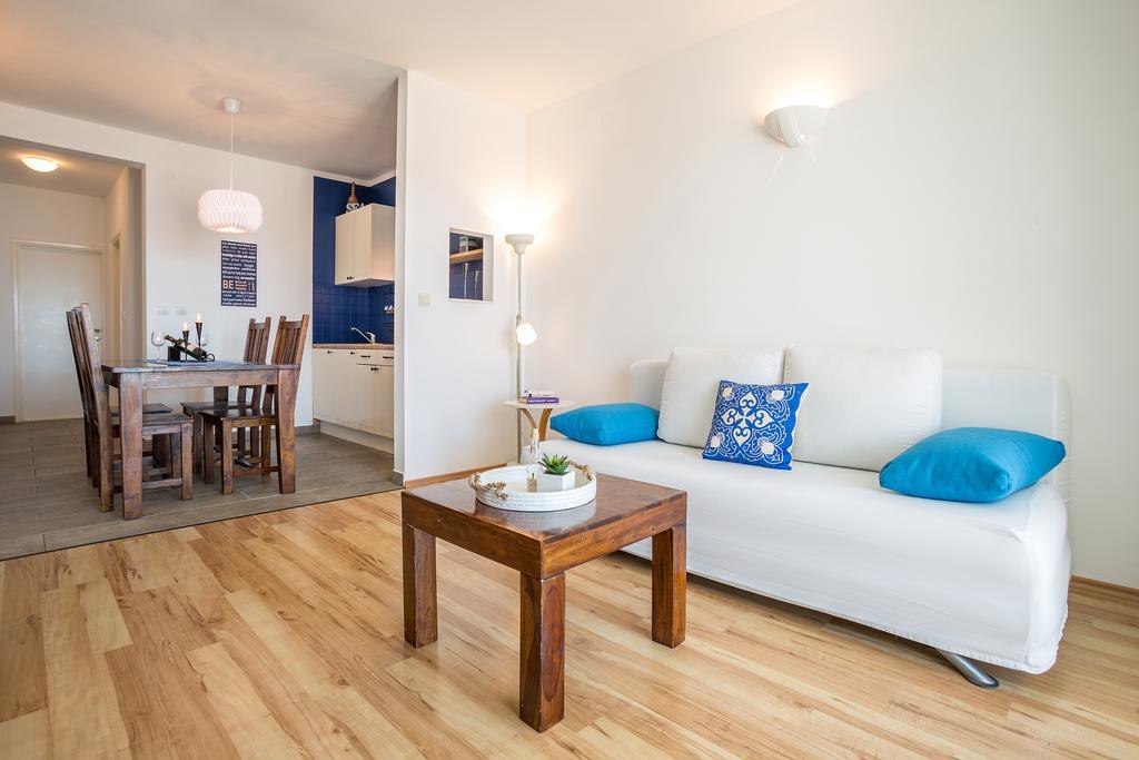 Zlatni Bol Apartments 외부 사진