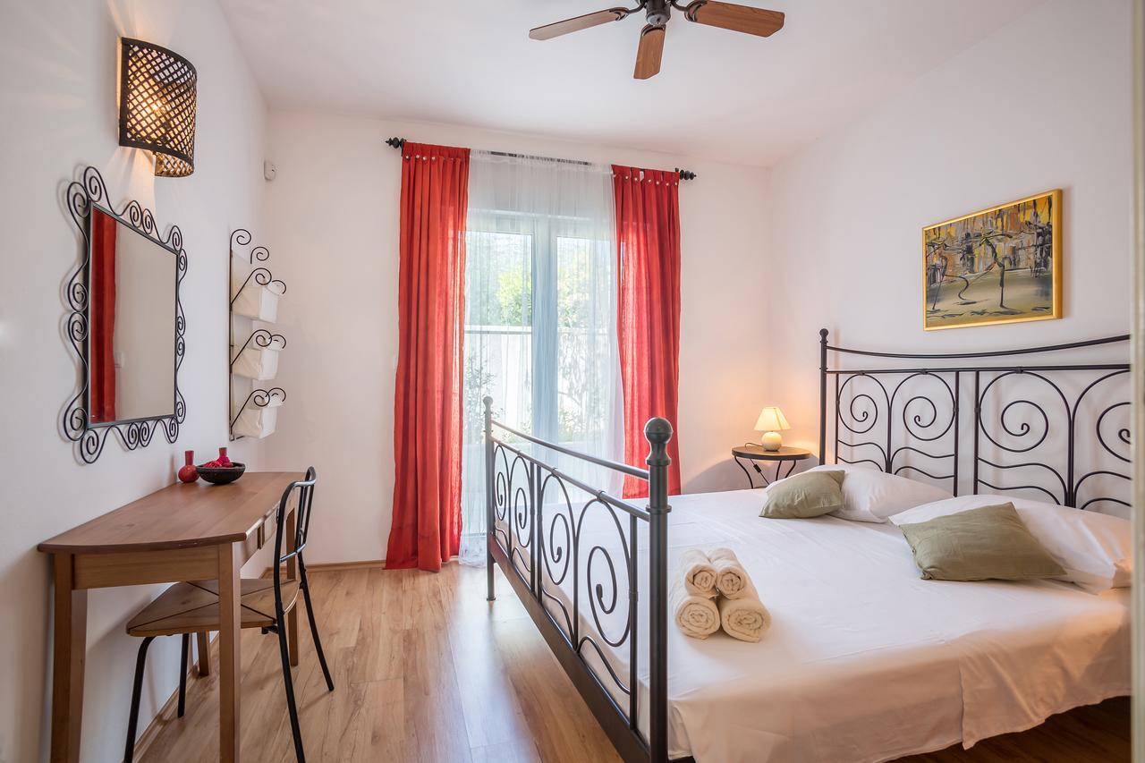 Zlatni Bol Apartments 외부 사진